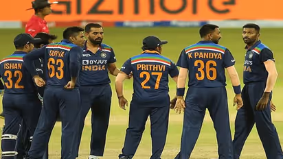 ভারতীয় দলের করোনা আক্রান্তের সংখ্যা বেড়ে ৩, তাদের রেখেই দেশে ফিরছে দল