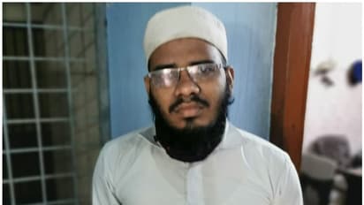 ഓൺലൈൻ ക്ലാസിന്റെ മറവിൽ 12കാരന് അശ്ലീല ചിത്രങ്ങൾ അയച്ചു: വ്യാജ അധ്യാപകൻ പിടിയിൽ