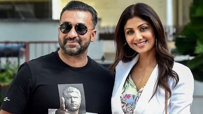 బాలీవుడ్ నటి శిల్పాశెట్టికి హైకోర్టు షాక్..!