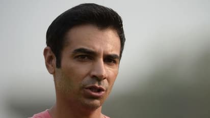 ಪಾಕ್ ಆಯ್ಕೆ ಸಮಿತಿಯಿಂದ ಸಲ್ಮಾನ್ ಬಟ್ 1 ದಿನದಲ್ಲೇ ಔಟ್!