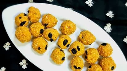 রাত পোহালেই গণেশ পুজো, ঠাকুরকে নিজের হাতে বানানো মতিচুর লাড্ডু পরিবেশন করুন