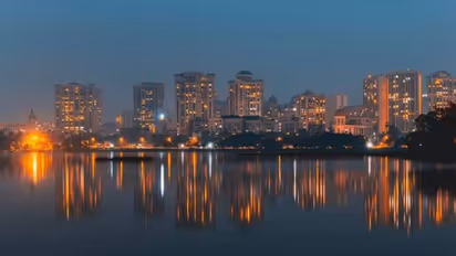 നേരെ നോക്കിയാൽ കടൽ, ഏഴ് നില, 19886 സ്ക്വയർ ഫീറ്റ് വലിപ്പം; 185 കോടിയ്ക്ക് വീട് വാങ്ങി വ്യാപാരി