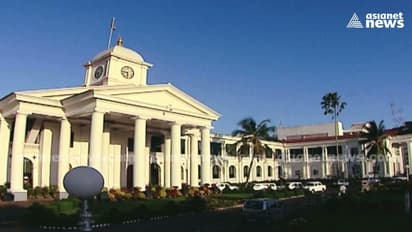 Covid Kerala : കൊവിഡ് ക്ലസ്റ്ററിന് സമാനമായി സെക്രട്ടറിയേറ്റ്; പൊലീസിലും കെഎസ്ആർടിസിയിലും അതിതീവ്ര വ്യാപനം