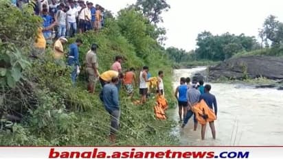 Rescue: ৭২ ঘন্টা পর পুরুলিয়ার নদীতে হড়পা বানে ভেসে যাওয়া বাইক আরোহীর দেহ উদ্ধার