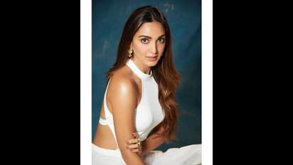 কচুপাতায় ঢাকা সুডৌল স্তন, 'ছাগলে পাতাটা খেলেই বেরিয়ে আসত নগ্ন শরীর', পাল্টা জবাব কিয়ারার