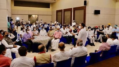 Monsoon Session: संयुक्त विपक्ष कल निकालेगा मार्च, सरकार पर जरुरी मुद्दों पर चर्चा से भागने का आरोप