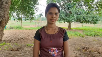 വേശ്യയെന്ന് പഴികേട്ടു, പക്ഷേ, ശൈശവവിവാഹത്തിനെതിരെയുള്ള പോരാട്ടം കടുപ്പിച്ച് യുവതി