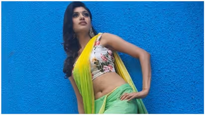 எப்ப பாரு அதே கேள்வி தானா... ஏன் உயிரவாங்குறீங்க? - ரசிகர்கள் கேட்ட அந்த கேள்வியால் கடுப்பான ஓவியா