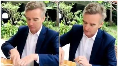 'ദോശ കഴിക്കേണ്ടത് എങ്ങനെ'; ഇന്ത്യയിലെ ബ്രിട്ടീഷ് ഹെെക്കമ്മീഷണറുടെ വീഡിയോ