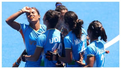লড়াই করেও অধরা রয়ে গেল পদক, গ্রেট ব্রিটেনের বিরুদ্ধে ৪-৩ গোলে হার ভারতীয় মহিলা হকি দলের