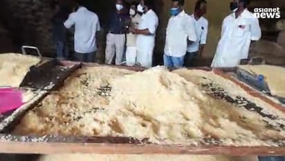 കൊട്ടാരക്കരയിൽ പഴകി പുഴുത്ത അരി കഴുകി വൃത്തിയാക്കി വിതരണം ചെയ്യാൻ ശ്രമം