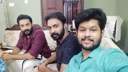 'ഹരിയേട്ടന് കാണ്ടാല് പ്രശ്നമാകും' : ചിത്രം പങ്കുവച്ച് സാന്ത്വനത്തിലെ കണ്ണന്