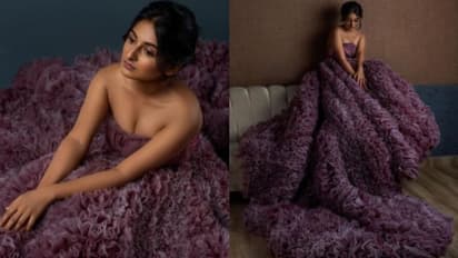 ‘എന്‍റെ ശരീരഭാരം 44 കിലോ, ഗൗണിന്‍റെ 58’; ഫോട്ടോഷൂട്ട് ചിത്രങ്ങളുമായി എസ്തർ