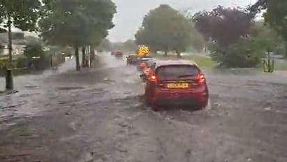 హైద్రాబాద్లో భారీ వర్షం, ట్రాఫిక్ జామ్: లోతట్టు ప్రాంతాలు జలమయం