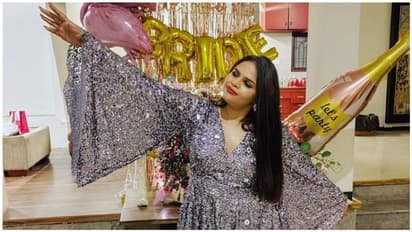 கோலாகலமாக நடந்து முடிந்த நடிகை வித்யுலேகா ராமன் திருமணம்..! அழகிய ஜோடிகளின் புகைப்படம் இதோ..!