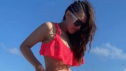 മാലിദ്വീപില് നിന്നുള്ള ആഘോഷ നിമിഷങ്ങളുമായി ഹൻസിക മൊട്വാനി