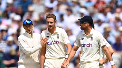 Ashes 2021: இங்கிலாந்து அணி அவரை ஆடவைக்காதது எங்களுக்கே செம சர்ப்ரைஸாத்தான் இருந்துச்சு - ஸ்டீவ் ஸ்மித்