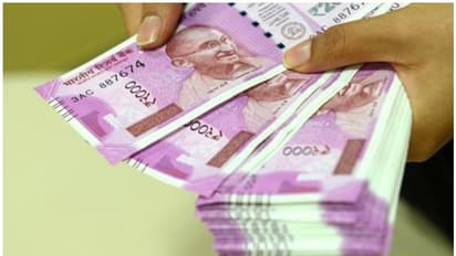 ಚಿಕ್ಕಬಳ್ಳಾಪುರ : ನಿವೃತ್ತ ದಿನಗೂಲಿ ನೌಕರರಿಗೆ 5 ಲಕ್ಷ ನೆರವು