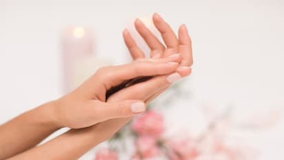 మీ పాదాలు, చేతులు ఉన్నట్టుండి చల్లబడుతున్నాయా? అదెంత ప్రమాదమో తెలుసా..?