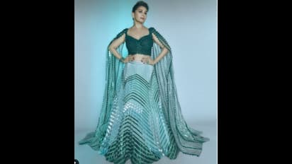 ಮಾಧುರಿಯ ಲೆಹಂಗಾ ಬೆಲೆಗೆ 2 Macbook ಕೊಳ್ಬೋದು