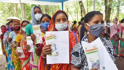 আগামী মাস থেকেই ফের চালু হচ্ছে দুয়ারে সরকার, কী কী নয়া পরিষেবা পাবে রাজ্যবাসী?