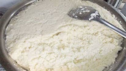 করোনা পরিস্থিতিতে সংকটে মুর্শিদাবাদের মিষ্টি ব্যবসা, কপালে হাত ছানা সরবরাহকারীদের