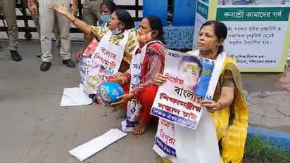 ব্রাত্য বসুর ছবি দিয়ে 'সন্ধান চাই' পোস্টার, বিকাশ ভবনের সামনে বিক্ষোভ