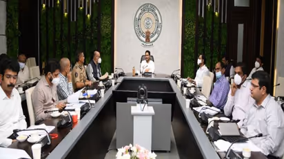 90 రోజుల్లో రిక్రూట్ మెంట్ ప్రక్రియ పూర్తి... నిరుద్యోగులకు సీఎం జగన్ శుభవార్త