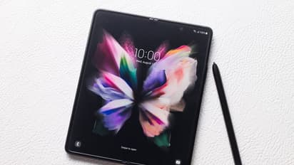 108MP பிரைமரி கேமரா, அண்டர் டிஸ்ப்ளே கேமரா.. வேற லெவல் அம்சங்களுடன் உருவாகும் சாம்சங் போன்..!