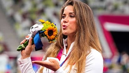 Here's why Polish javelin star Maria Andrejczyk auctions off Tokyo Olympic silver medal