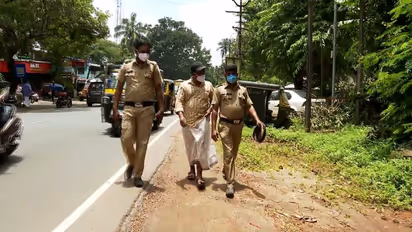 സ്വർണക്കടത്ത് ക്യാരിയറെ തട്ടിക്കൊണ്ടുപോയ കേസ് ; കസ്റ്റംസിന്റെ സീലും ലെറ്റർ ഹെഡും വ്യാജമായി നിർമിച്ചു