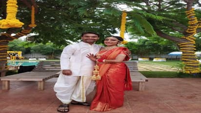 పెళ్లి పీటలు ఎక్కిన సన్ రైజర్స్ బౌలర్..!