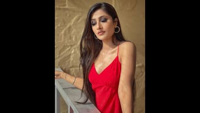 Watch Yuzvendra Chahal's wife Dhanashree Verma's beautiful transformation to Indian attire