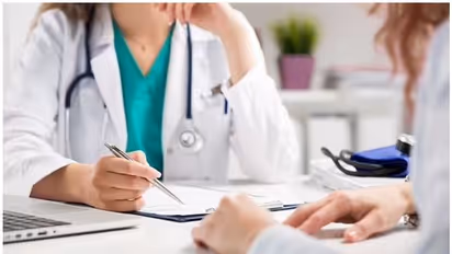 സെക്സ് വർക്ക് ചെയ്ത് പണം ഉണ്ടാക്കാൻ അനുവദിക്കൂ; യുകെയിലെ മെഡിക്കൽ വിദ്യാർത്ഥികൾ പ്രക്ഷോഭത്തിലേക്ക്