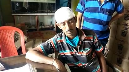 চোখে লঙ্কার গুঁড়ো ছিটিয়ে, মাথায় আঘাত করে ১০ লক্ষ টাকা নিয়ে চম্পট, চাঞ্চল্য হাওড়ায়