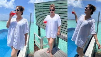 Srabanti Chatterjee Pool Pic- কালো মনোকিনিতে সুপারহট শ্রাবন্তী,ভেজা শরীরে জলে উপুড় হয়ে শুয়ে অভিনেত্রী