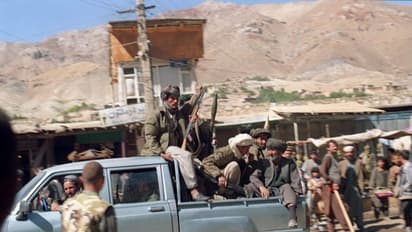 కాబూల్: నిజమైన అమెరికా హెచ్చరిక.. ఇటాలియన్ విమానంపై ఉగ్రవాదుల కాల్పులు, పైలట్ చాకచక్యం