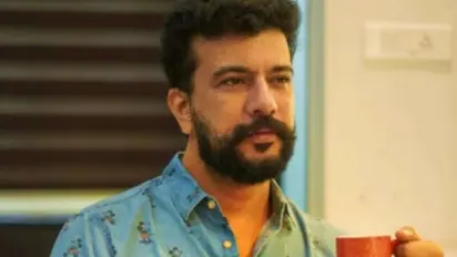 'ചിലപ്പോൾ ഉത്തരങ്ങൾ കണ്ടെത്തണം, മറ്റു ചില സമയങ്ങളിൽ അഭിമുഖീകരിക്കണം', ഫോട്ടോ പങ്കുവെച്ച് പിഷാരടി