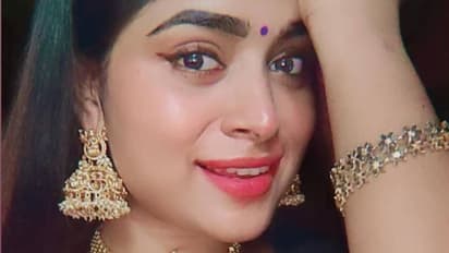 കാവ്യയായി 'മനസിനക്കരെ'യിൽ; ഇതുവരെ ചെയ്യാത്ത വേഷമെന്ന്  ആരതി സോജൻ