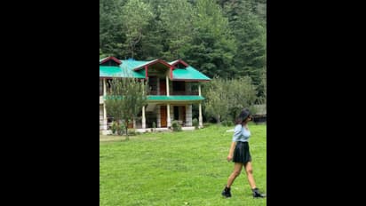 കാസോളിലെ യാത്ര, ഫോട്ടോ പങ്കുവെച്ച് സാനിയ