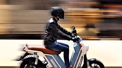 മികച്ച ബുക്കിംഗുമായി ഇന്ത്യൻ നിർമ്മിത ഇ-സ്കൂട്ടര്