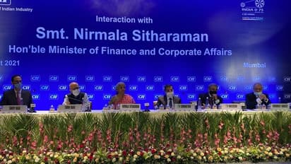 बैंकर्स की फैमिली के लिए सरकार का बड़ा तोहफा, अब 35 हजार तक मिलेगी पेंशन