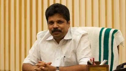 സോളാർ പീഡന കേസ്; മുൻ മന്ത്രി എ പി അനിൽ കുമാറിനും സിബിഐയുടെ ക്ലീൻ ചിറ്റ്, കോടതിയിൽ റിപ്പോർട്ട് നൽകി