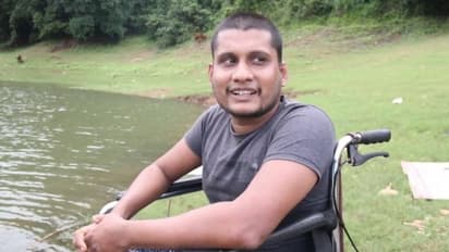 വിധി വില്ലനായി, തെങ്ങിൽനിന്ന് വീണ് വീൽച്ചെയറിലായെങ്കിലും തോൽക്കില്ലെന്ന് സിജോ