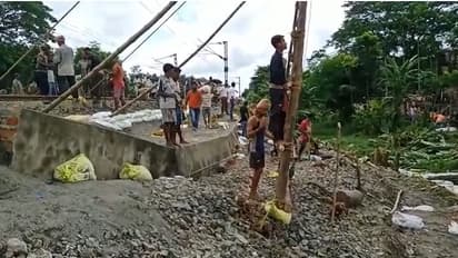 রেললাইনে ধস, শিয়ালদহ-বনগাঁ শাখায় ট্রেন চলাচল ব্যাহত