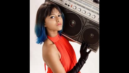 ಮನಿಕೆ ಮಾಗೆ ಹಿತೆ: ವೈರಲ್ ಸಿನ್ಹಾಲಾ ಸಾಂಗ್ ಚೆಲುವೆ ಈಕೆ