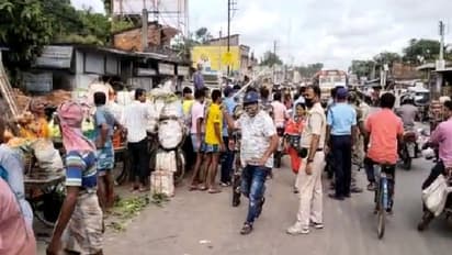 তৃণমূলের উস্কানিতে নিরীহ চাষিদের উপরে নির্বিচারে লাঠিচার্জ পুলিশের, দেখুন মর্মান্তিক ভিডিও
