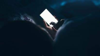 വനിതാ അംഗങ്ങൾ ഉൾപ്പെടെയുള്ളവരുടെ നഗ്നദൃശ്യങ്ങൾ ഫോണിൽ പകർത്തി; സിപിഎം നേതാവിനെതിരെ നടപടി വേണമെന്ന് ആവശ്യം