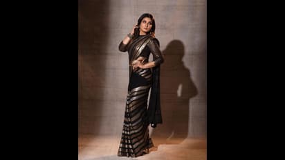 ఐదు పదుల వయసులో టీనేజ్‌ బేబీలా మెరిసిపోతున్న రవీనా టాండన్‌.. బ్లాక్‌ శారీలో యమ హాట్‌