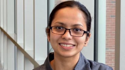 ইন্টারনেট ছাড়া থাকতে পারবেন তো, তীব্র সৌরঝড়ের মুখে পৃথিবী - দেখুন কী বলছেন গবেষকরা